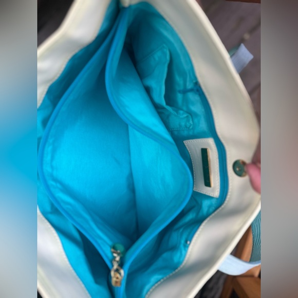 Paola by PDL Luxury Leather Bag Purse
Made in Italy - Picture 10 of 12